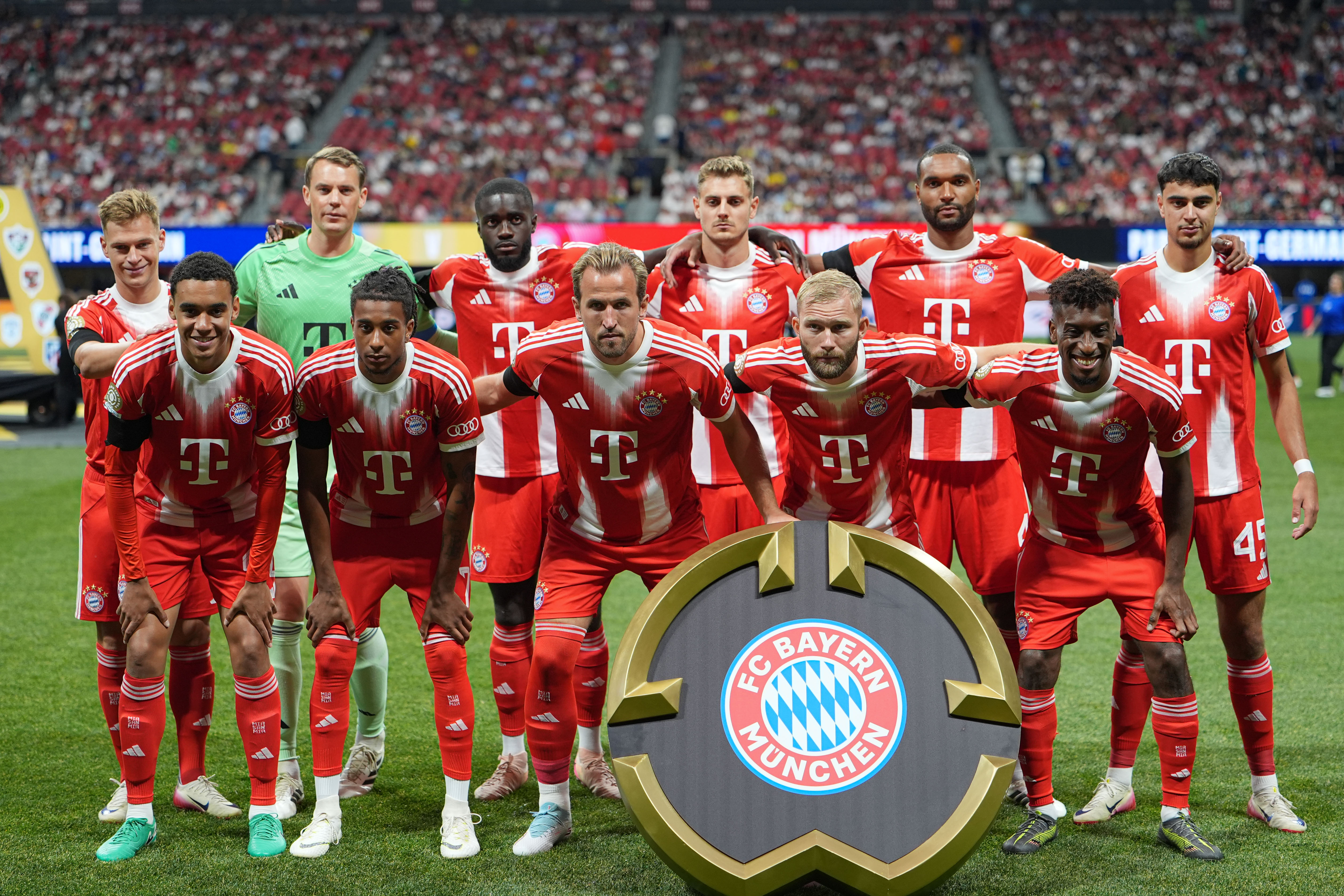 九游中国站赛地聚焦——足总杯窗口期热度飙升,巴黎圣日耳曼刷新队史纪录,球迷炸锅,年轻球员得到机会的简单介绍